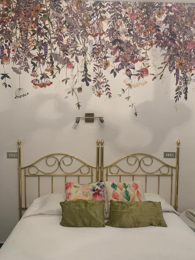 Hostal Pirineos บาร์บัสโตร ภายนอก รูปภาพ